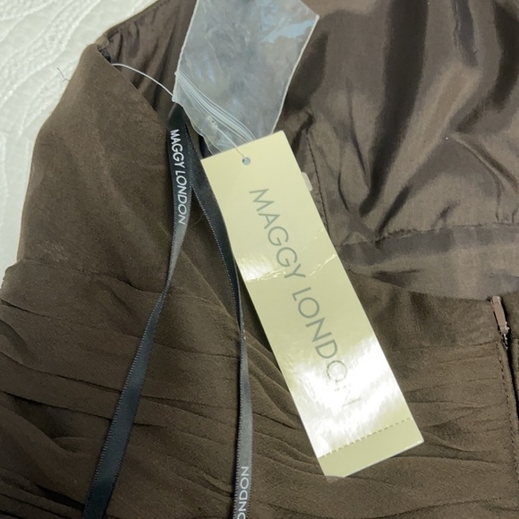 NWT Maggy London dress Formal and flowy - Picture 11 of 12